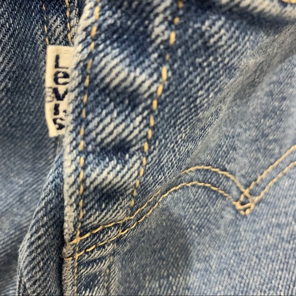 1970s Women’s Levi’s White Tab High Waist Light Blue Mom Jeans (Modern Size 12) - Picture 5 of 10